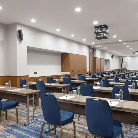 Hampton By Hilton Airport, Arnavutkoy Istanbul
