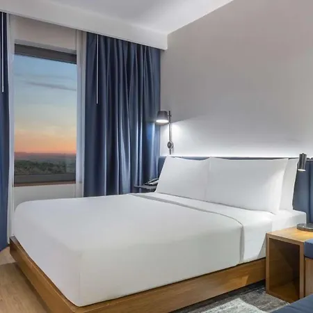 Hampton By Hilton Airport, Arnavutkoy Hotel Istanbul
