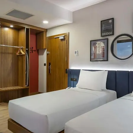 Hampton By Hilton Istanbul Airport, Arnavutkoy فندق 4*