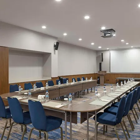 Hampton By Hilton Airport, Arnavutkoy 4*