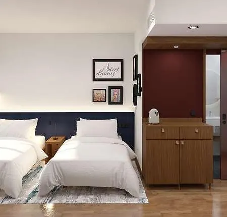 Hampton By Hilton Istanbul Airport, Arnavutkoy 4*