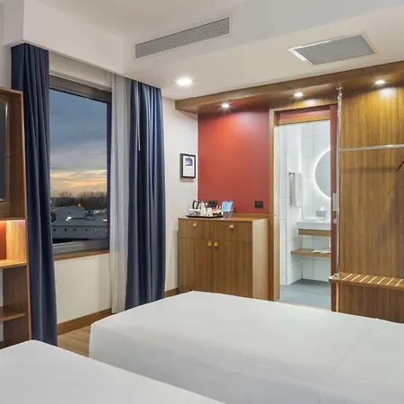 Hampton By Hilton Istanbul Airport, Arnavutkoy