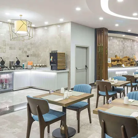 Hampton By Hilton Istanbul Airport, Arnavutkoy Hotell 4*