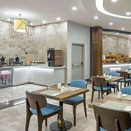 Hampton By Hilton Istanbul Airport, Arnavutkoy 4*