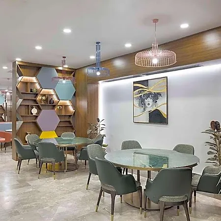 Hampton By Hilton Istanbul Airport, Arnavutkoy