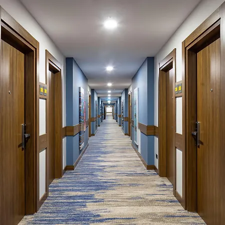 Hampton By Hilton Istanbul Airport, Arnavutkoy