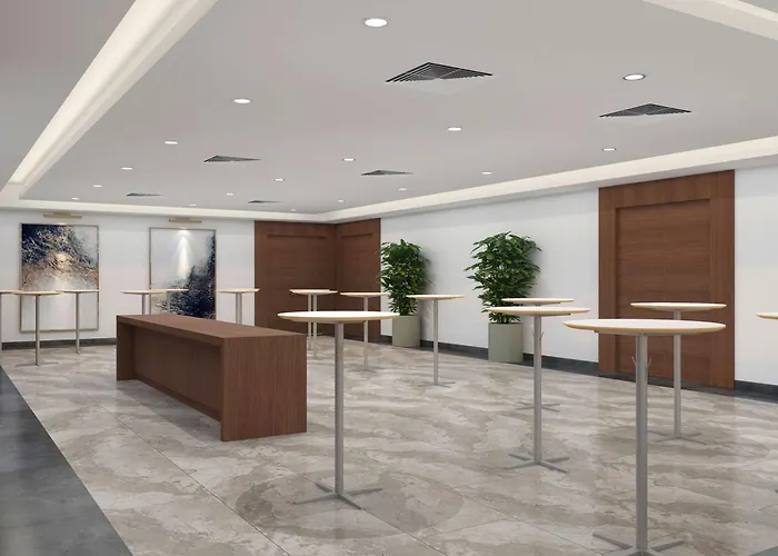 Hampton By Hilton Istanbul Airport, Arnavutkoy Отель