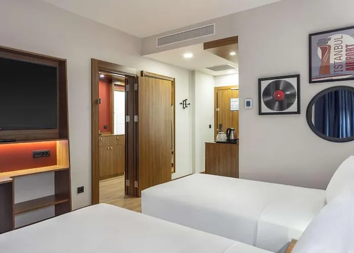 Hampton By Hilton Istanbul Airport, Arnavutkoy Отель 4*